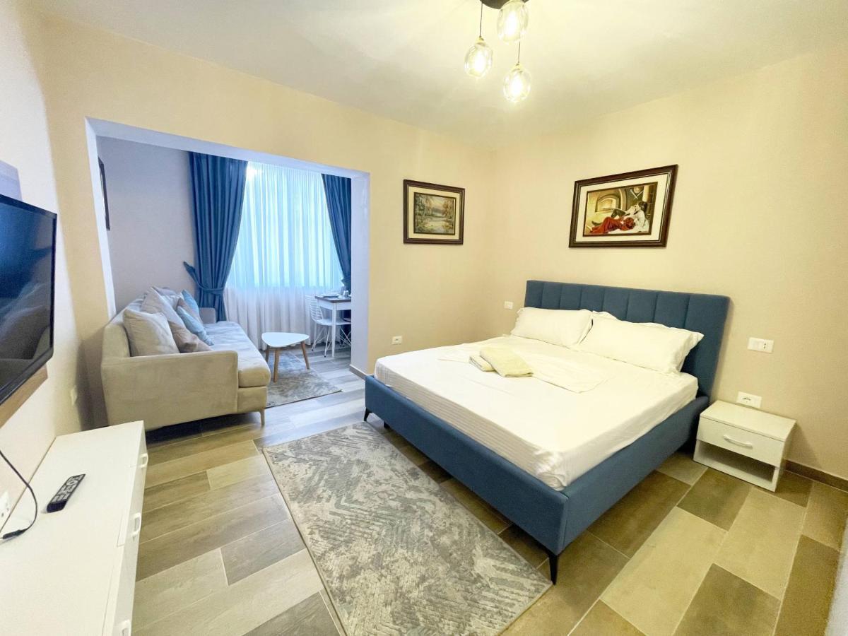Peace Apartments Durres Bagian luar foto