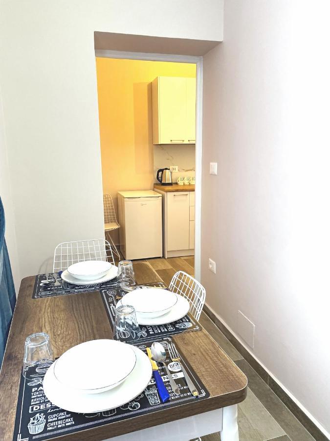 Peace Apartments Durres Bagian luar foto