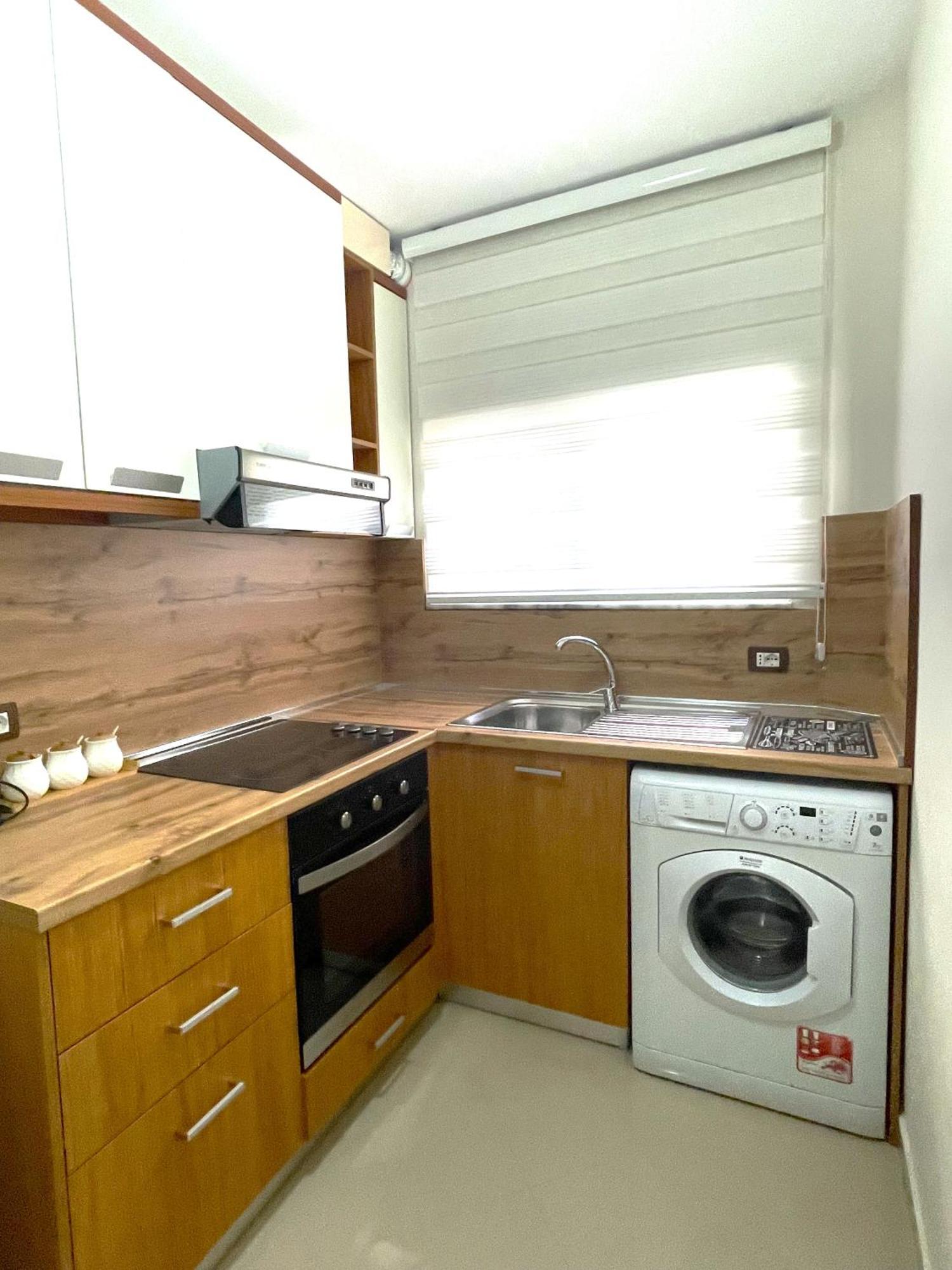 Peace Apartments Durres Bagian luar foto