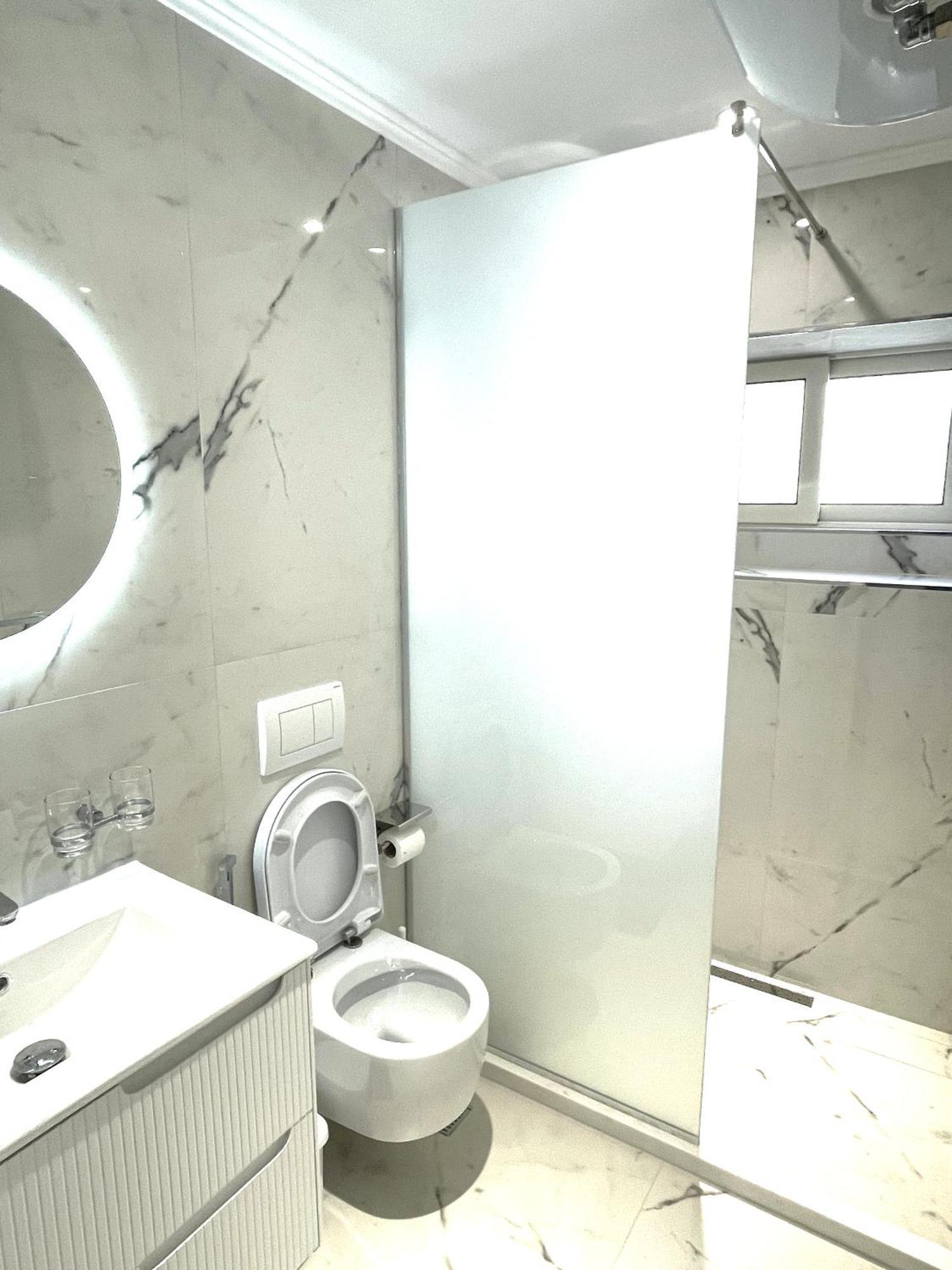 Peace Apartments Durres Bagian luar foto