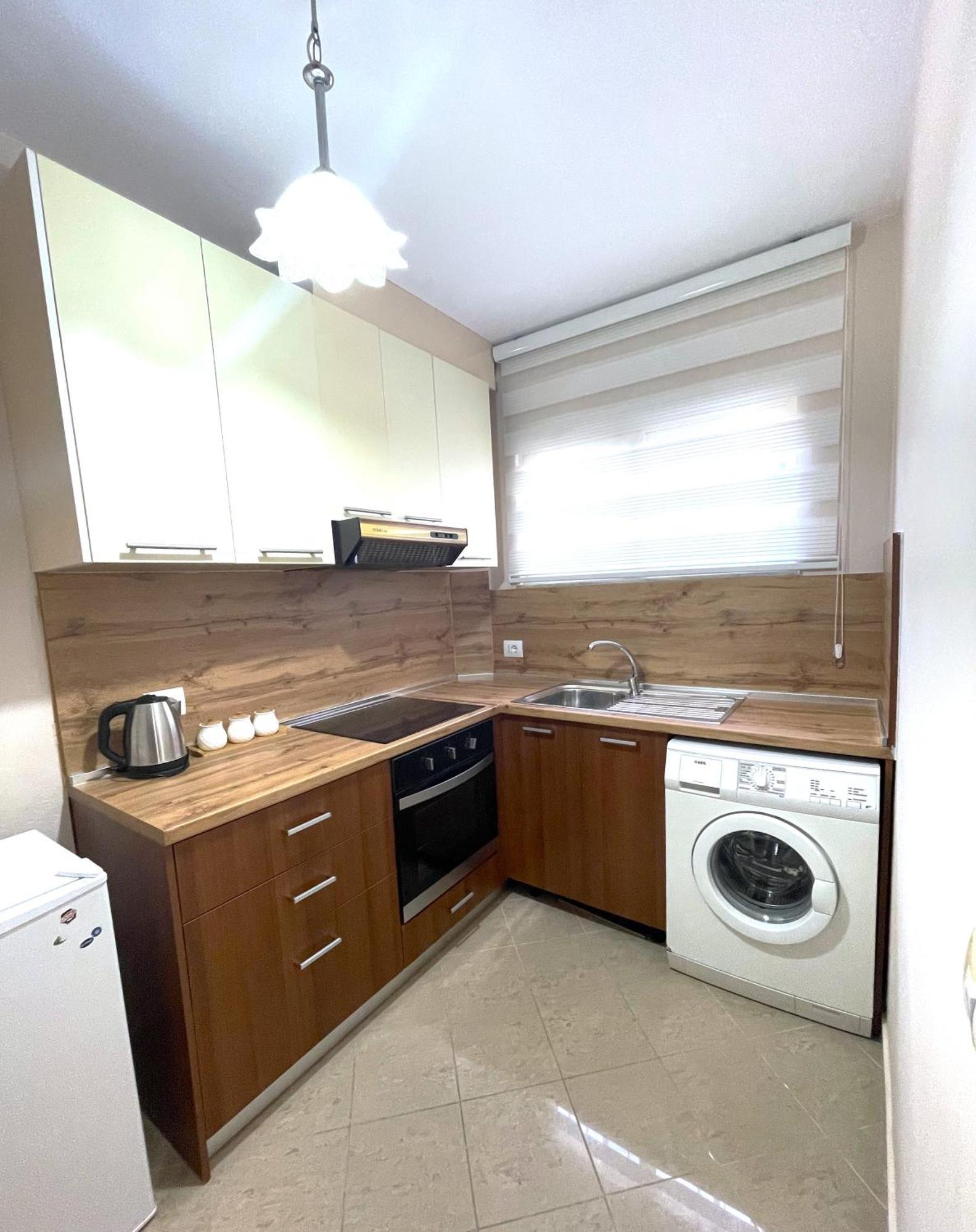 Peace Apartments Durres Bagian luar foto
